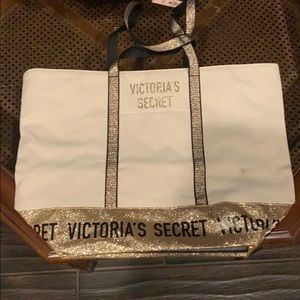 Victoria secret tote bag